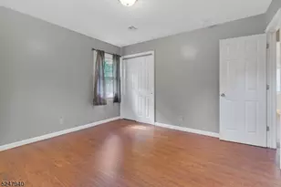 67 Woodland Ave, Woodbridge Township, NJ 08863 - Photo 10