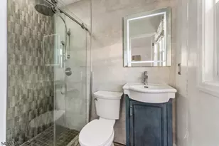 1 Dunn Rd, West Orange Township, NJ 07052 - Photo 10