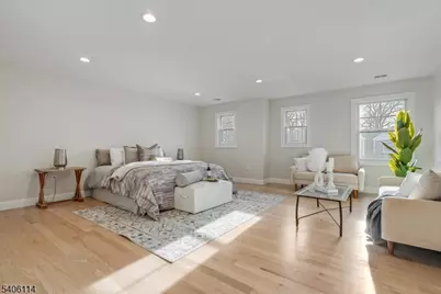 11 Laurel Pl, Fairfield, NJ 07004 - Photo 28