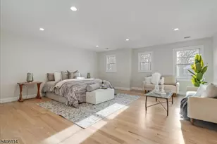 11 Laurel Pl, Fairfield, NJ 07004 - Photo 28