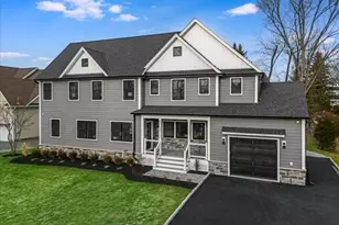 11 Laurel Pl, Fairfield, NJ 07004 - Photo 1