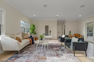 11 Laurel Pl, Fairfield, NJ 07004 - Photo 16