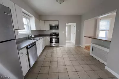 8 Wilcox Ave, South River, NJ 08882 - Photo 10