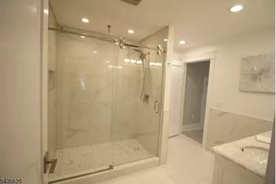 315 Freemans Ln, Franklin Lakes, NJ 07417 - Photo 44