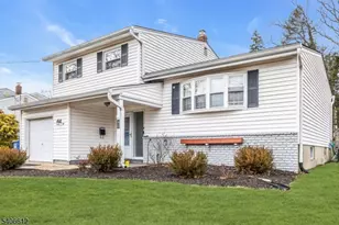 40 Drake Rd, Franklin Township, NJ 08873 - Photo 2