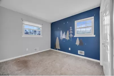 40 Drake Rd, Franklin Township, NJ 08873 - Photo 12