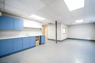 324 Ringwood Ave, Pompton Lakes, NJ 07442 - Photo 14