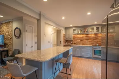 32 Great Gorge Ter #32, Vernon, NJ 07462 - Photo 2