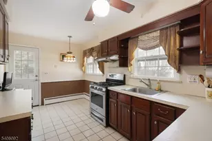 947 Dunham Ave, Westfield, NJ 07090 - Photo 10