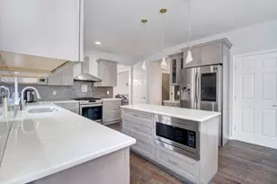 37 Lazarus Dr, Roxbury Township, NJ 07852 - Photo 6