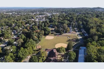 4 Hilltop Way, Essex Fells, NJ 07021 - Photo 34