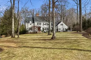 122 Old Stirling Rd, Warren Township, NJ 07059 - Photo 2