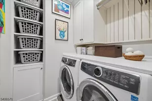 122 Old Stirling Rd, Warren Township, NJ 07059 - Photo 28