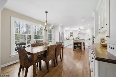 122 Old Stirling Rd, Warren Township, NJ 07059 - Photo 14