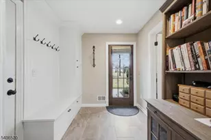 122 Old Stirling Rd, Warren Township, NJ 07059 - Photo 16