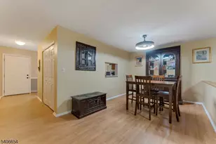 403 Red Crest Ln, Branchburg Township, NJ 08876 - Photo 10