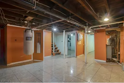 337 N Maple Ave, East Orange, NJ 07017 - Photo 16