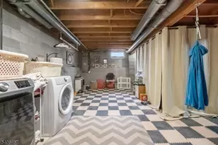 17 Frelinghuysen St, Belvidere, NJ 07823 - Photo 34