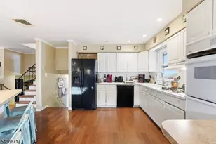 15 Ridge Rd, Parsippany, NJ 07054 - Photo 8