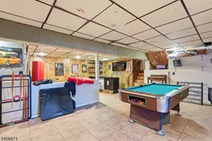 15 Ridge Rd, Parsippany, NJ 07054 - Photo 18