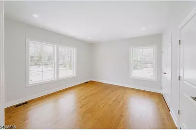 181 Maple Ave, Berkeley Heights Township, NJ 07922 - Photo 10