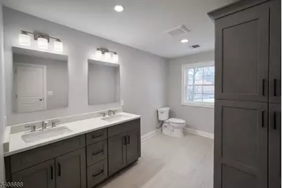 181 Maple Ave, Berkeley Heights Township, NJ 07922 - Photo 22