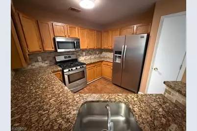 52 Overlook Dr, Lopatcong Township, NJ 08886 - Photo 2