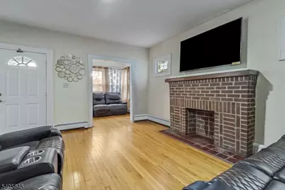 241 Rea Ave, Hawthorne, NJ 07506 - Photo 4