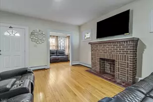 241 Rea Ave, Hawthorne, NJ 07506 - Photo 4