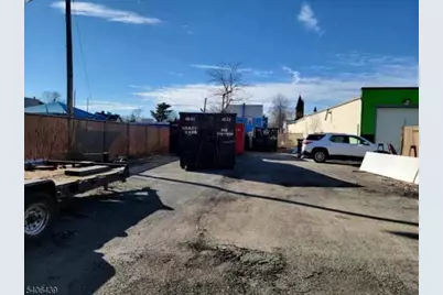 512 Arlington Ave, Plainfield, NJ 07060 - Photo 1