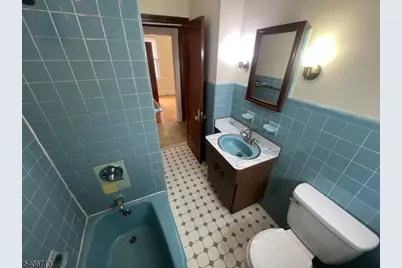 1044 Cross Ave, Elizabeth, NJ 07208 - Photo 8