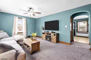 593 Corliss Ave, Phillipsburg, NJ 08865 - Photo 2