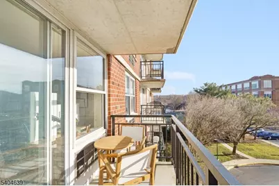 300 Main St #416, Little Falls Township, NJ 07424 - Photo 6