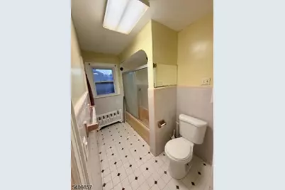 16 Ivy St, Newark, NJ 07106 - Photo 10