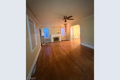 16 Ivy St, Newark, NJ 07106 - Photo 2