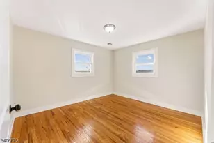 28 Toronto Ct, Maplewood, NJ 07040 - Photo 6