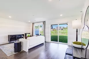 42 Gladstone Ct, Hanover Township, NJ 07981 - Photo 12