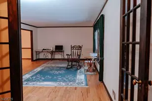 4 Hickory Ln, Readington, NJ 08889 - Photo 16