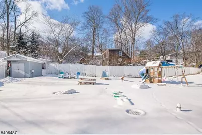 26 Hickory Ave, West Milford, NJ 07480 - Photo 24