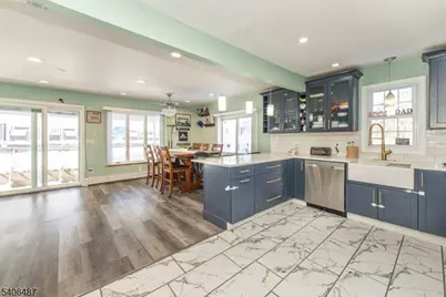 26 Hickory Ave, West Milford, NJ 07480 - Photo 4