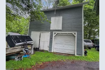 15 Fisk St, Belvidere, NJ 07823 - Photo 10