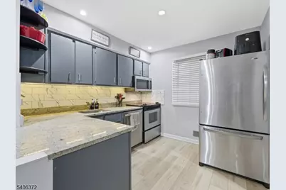 104 Stonegate Ln, Stanhope, NJ 07874 - Photo 14