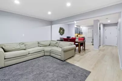 104 Stonegate Ln, Stanhope, NJ 07874 - Photo 8