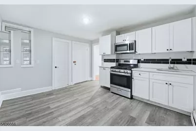 328 John St, Elizabeth, NJ 07202 - Photo 1