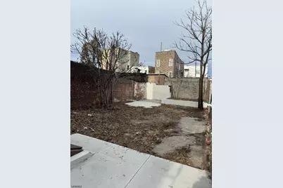 196 Malvern St #1, Newark, NJ 07105 - Photo 14