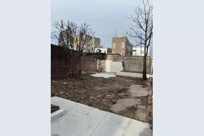 196 Malvern St #3, Newark, NJ 07105 - Photo 14