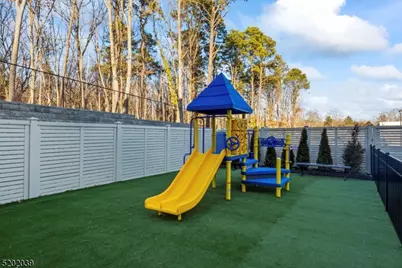 377 Summerhill Rd #Junr, East Brunswick Township, NJ 08816 - Photo 44
