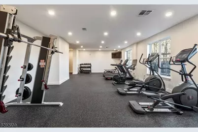 377 Summerhill Rd #Junr, East Brunswick Township, NJ 08816 - Photo 16