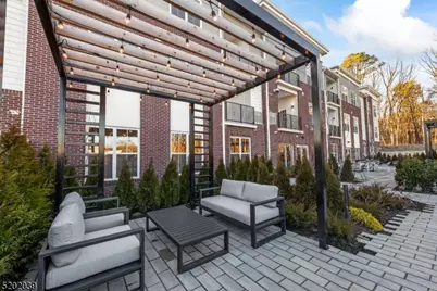 377 Summerhill Rd #Junr, East Brunswick Township, NJ 08816 - Photo 38