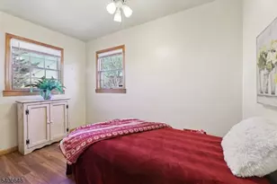 933 McCandless Pl, Linden, NJ 07036 - Photo 10